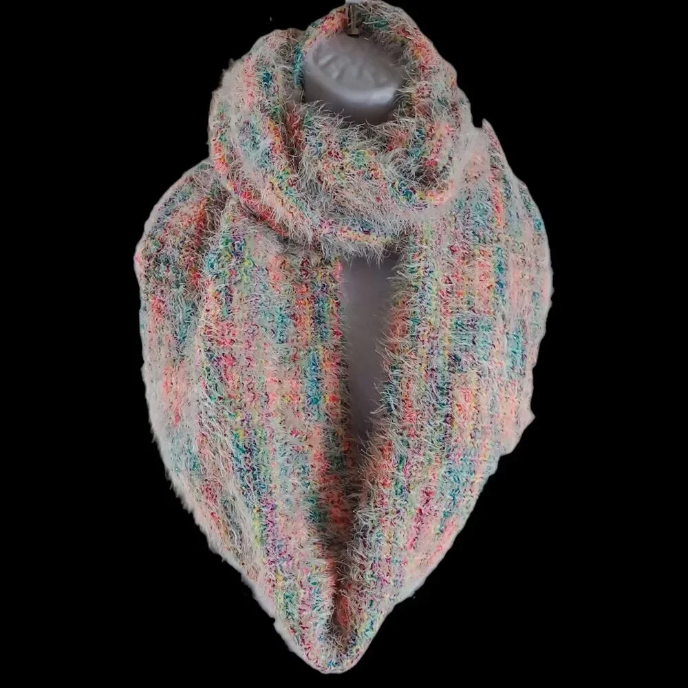 Steve Madden NWT Fuzzy Eyelash Knit Infinity Loop Scarf Pastel Rainbow Soft Cozy